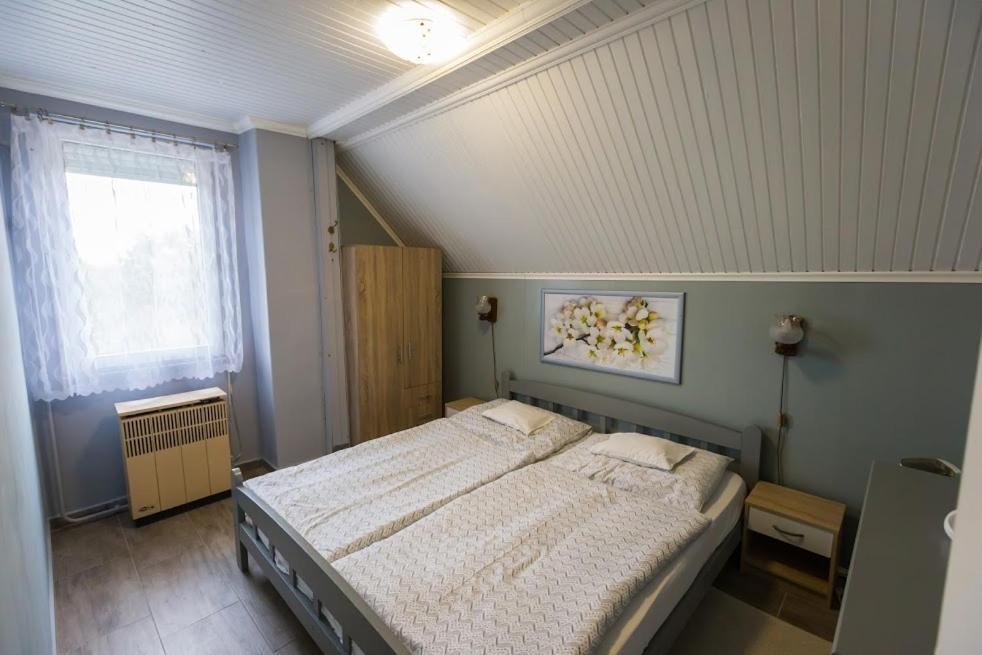 Ordacsehi Joli Guesthouse מראה חיצוני תמונה