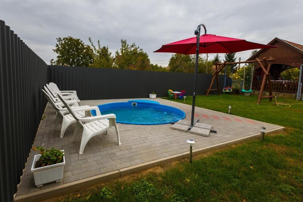 Ordacsehi Joli Guesthouse מראה חיצוני תמונה