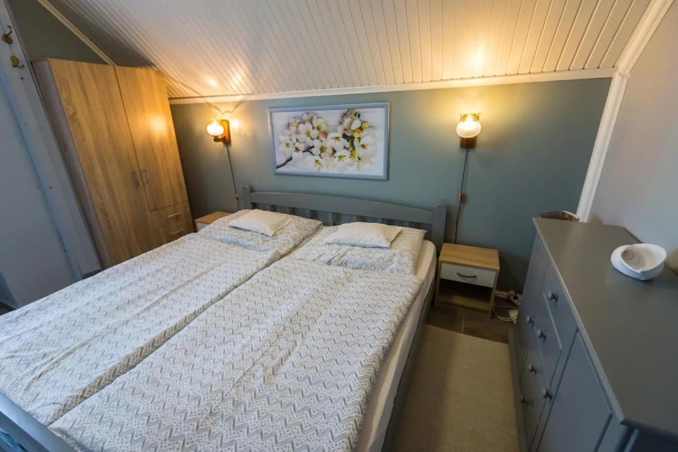 Ordacsehi Joli Guesthouse מראה חיצוני תמונה